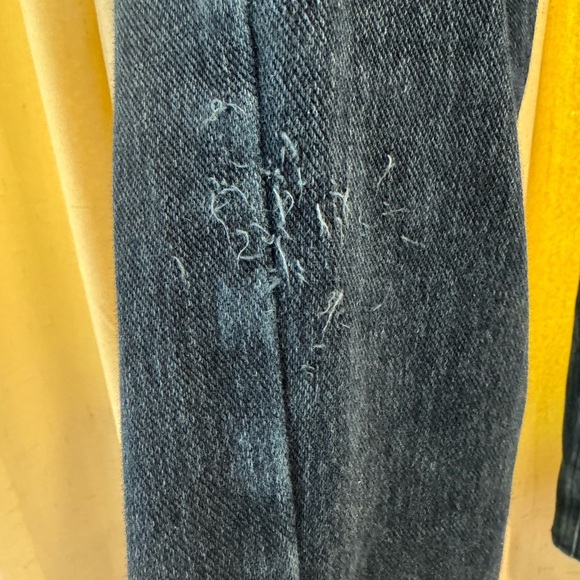 SPANX skinny jeans. Preowned. SZ M. - Picture 3 of 3
